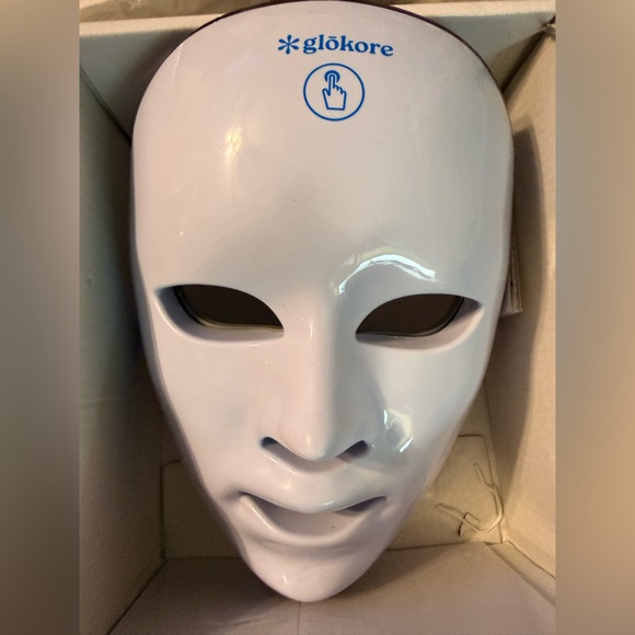 White LED Light Therapy Mask - Picture 4 of 7
